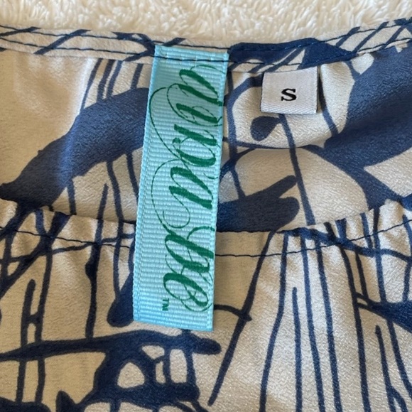 Lulu’s Shift Dress - Picture 2 of 3